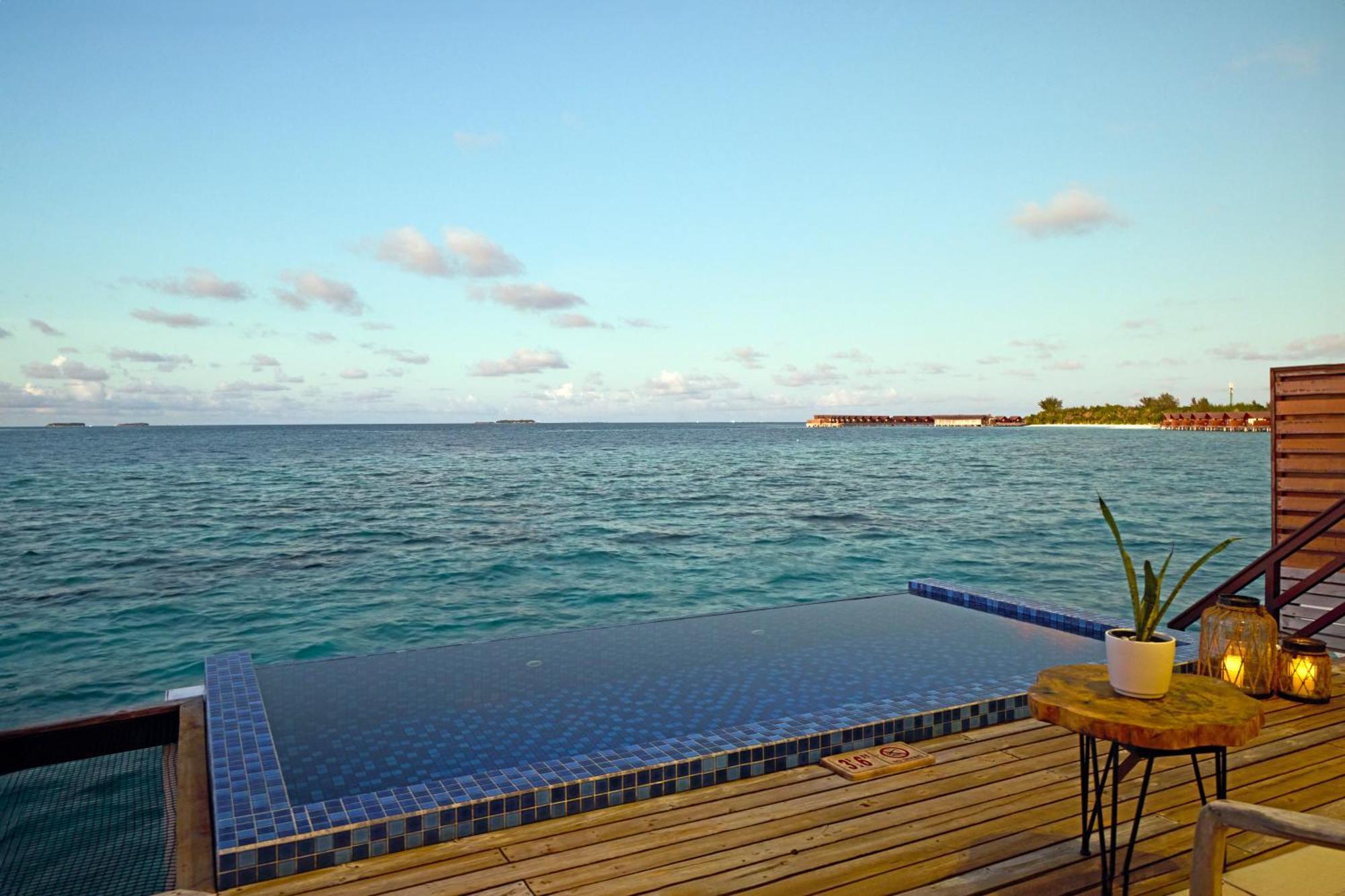 Grand Park Kodhipparu Maldives Otel Baros Island Dış mekan fotoğraf