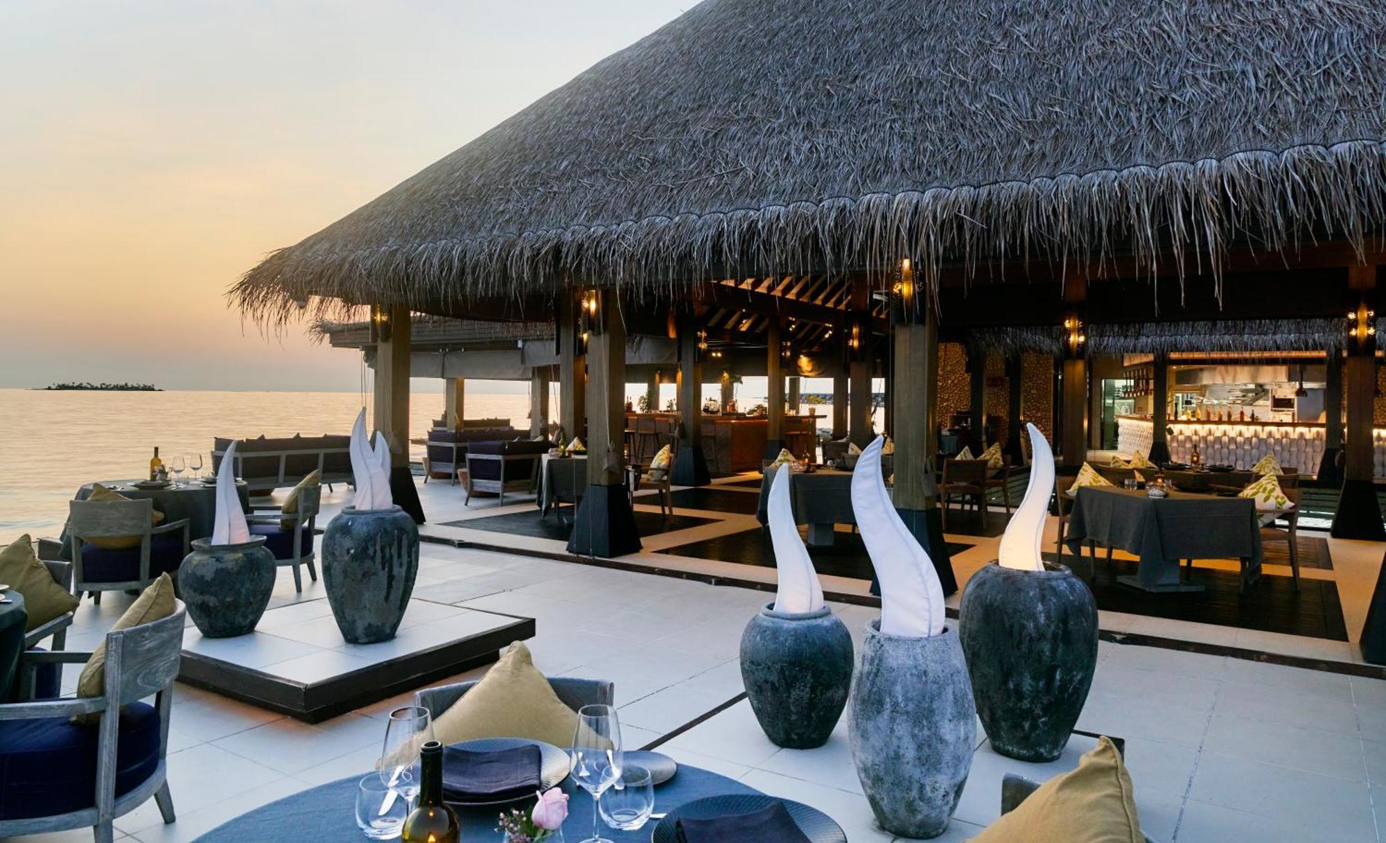 Grand Park Kodhipparu Maldives Otel Baros Island Dış mekan fotoğraf