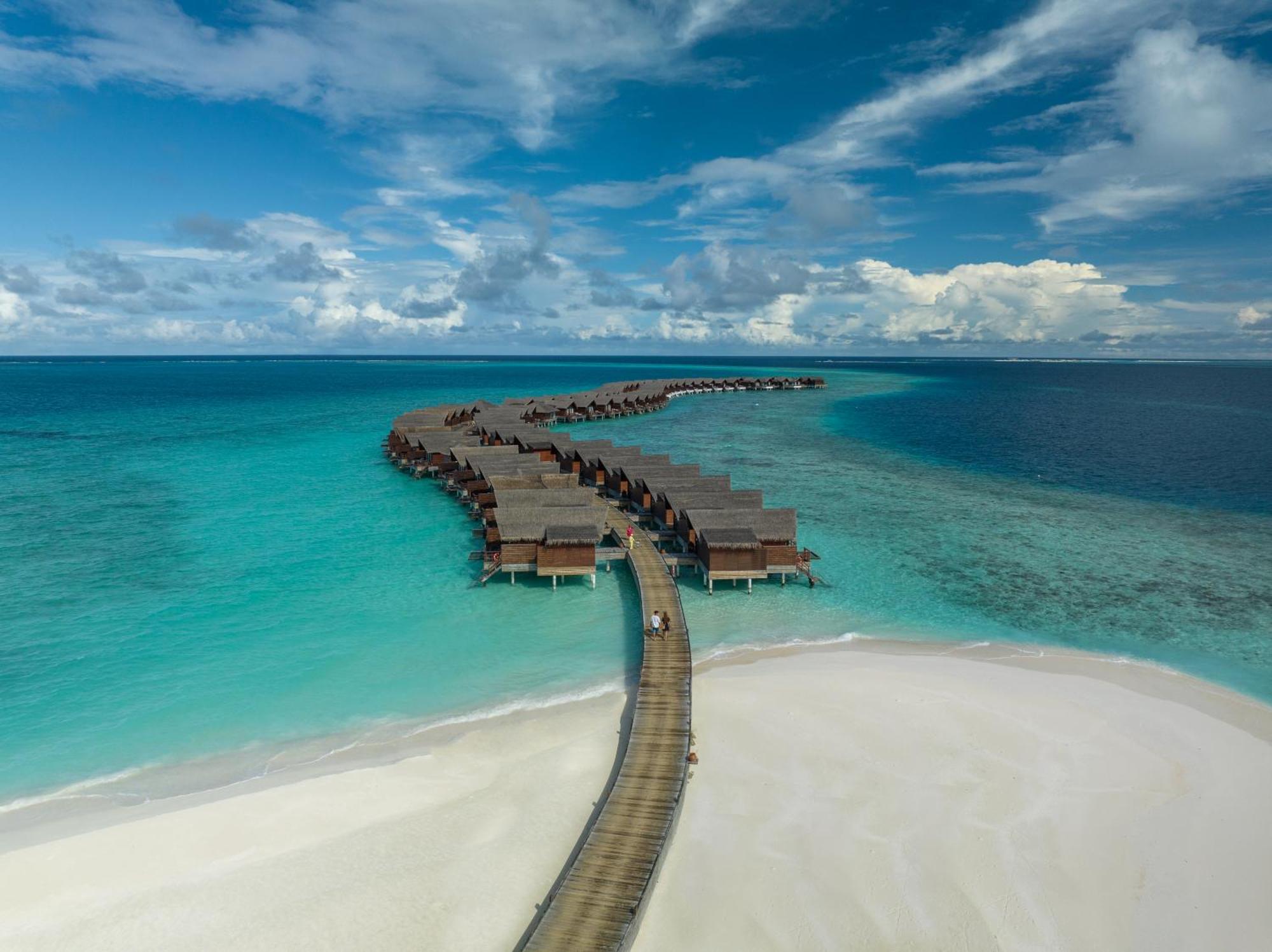 Grand Park Kodhipparu Maldives Otel Baros Island Dış mekan fotoğraf